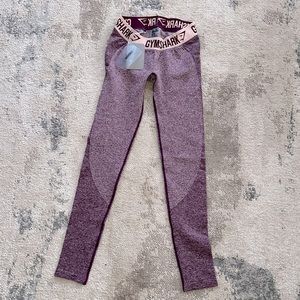 Gym shark leggings (S) 🦈